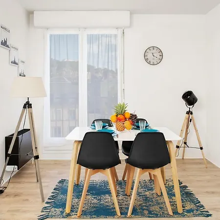 La Maison Du Bonheur Apartment