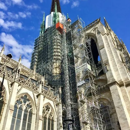 Apartment La Maison Du Bonheur